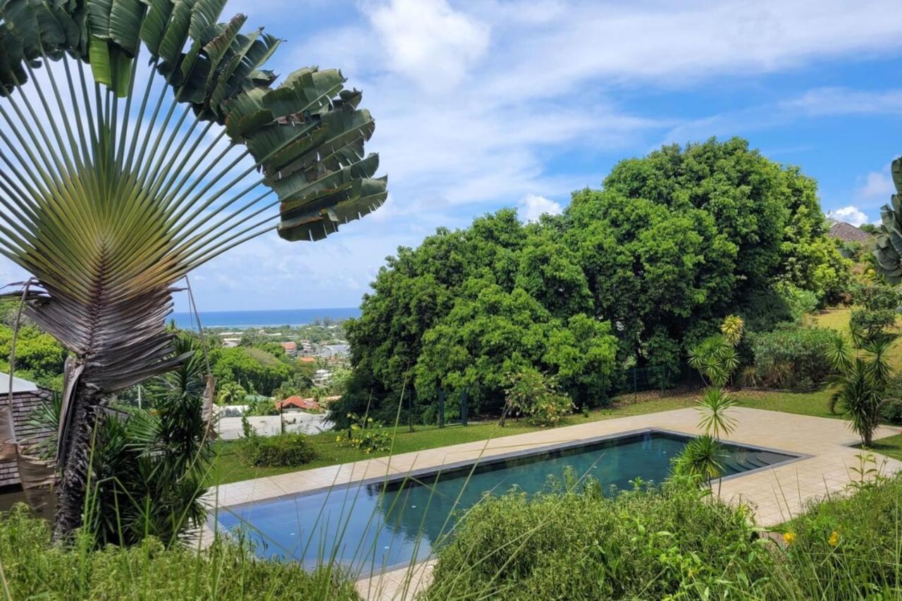 Naia Lodge Arue Kültér fotó